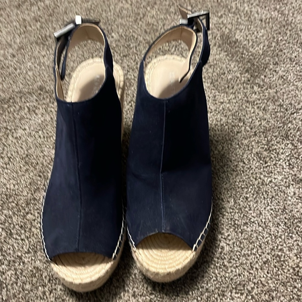 Kenneth Cole wedges